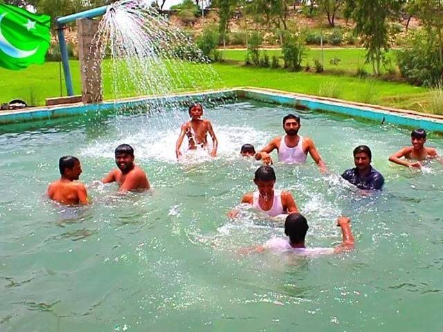  2 نوجوانوں کی ہلاکت ,غیر قانونی سوئمنگ پولز کیخلاف انتظامیہ متحرک 
