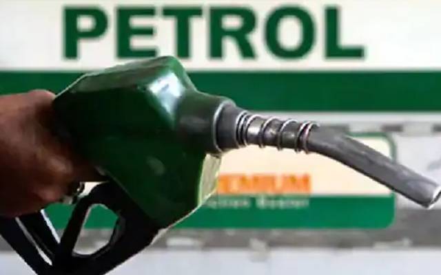 ڈاکو پٹرول پمپ کے کیشئر سے نقدی چھین کر فرار