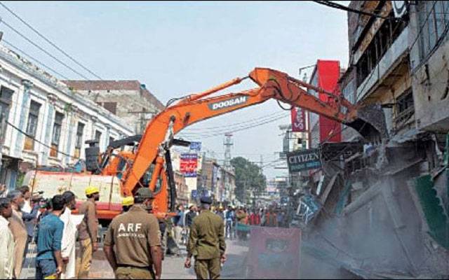  شہر بھر میں غیر قانونی تعمیرات کے خلاف کریک ڈاؤن کا آغاز 