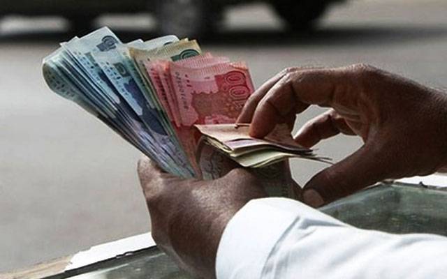 بینک سے50 ہزار سے زیادہ رقم نکلوانے پر کتنا ٹیکس کٹے گا؟ خبر آگئی