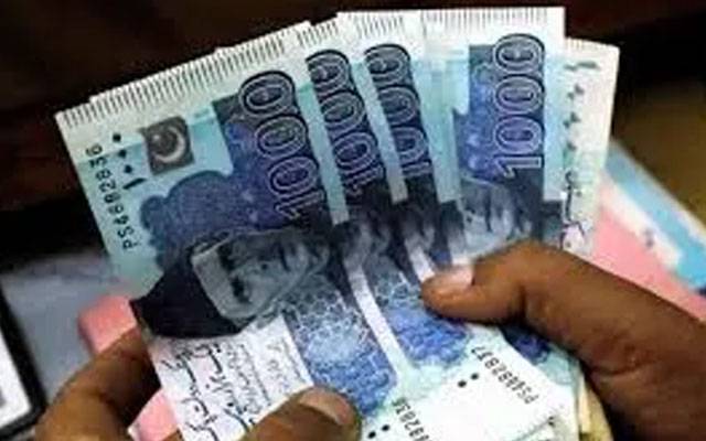  پاکستان بھر کے تمام بینکوں سے 50 ہزار تک رقم نکلوانے پر کوئی ٹیکس نہیں ہو گا