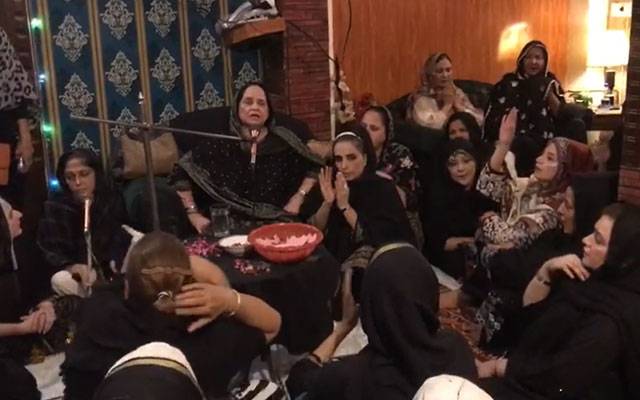 اداکارہ دردانہ رحمان کی رہائشگاہ پر مجلس عزا