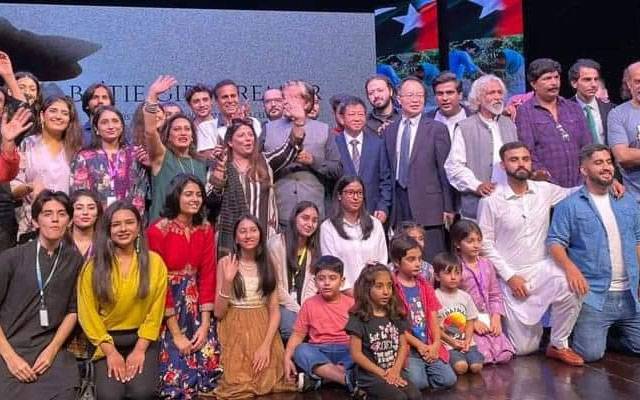  پہلی چین، پاک فیچر فلم ’ بتھی گرل ‘ کا پریمئیر ہوگیا 