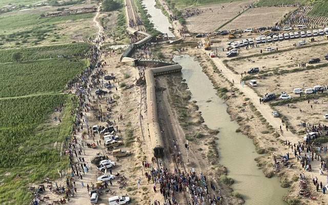 ٹرین تخریب کاری کا شکار ہوئی، ہزارہ ایکسپریس کے ڈرائیور کاخدشہ