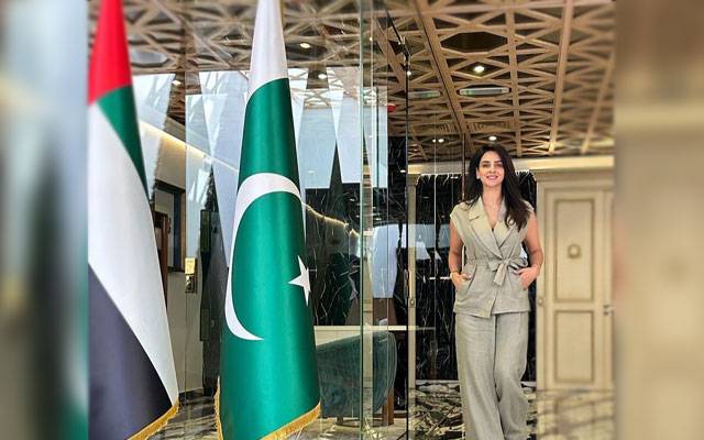  اداکارہ صبا قمر کو دبئی کا گولڈن ویزہ مل گیا 