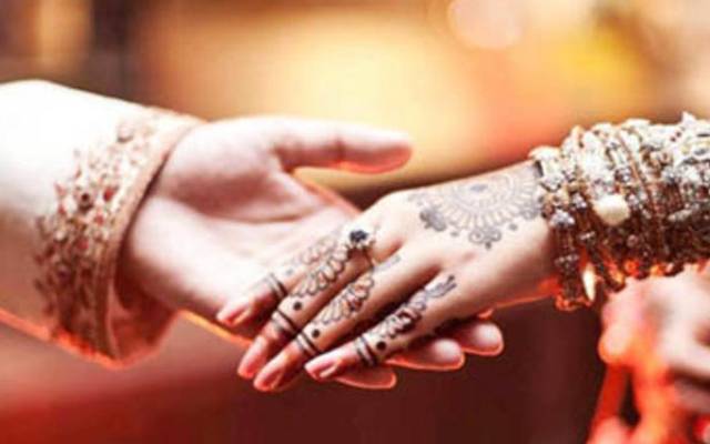  شوہر کے سانولے رنگ کی وجہ سے بیوی نے طعنے دے کر شوہر کا جینا دوبھر کردیا