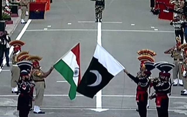  یوم آزادی; واہگہ باڈر پر پرچم اتارنے پروقار تقریب 