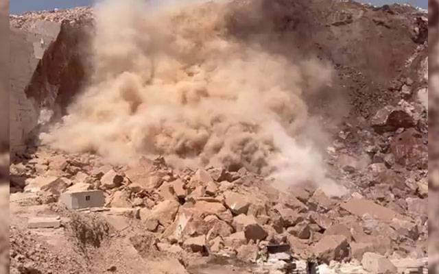 Taxla, Stone Crushing, City42, Land sliding