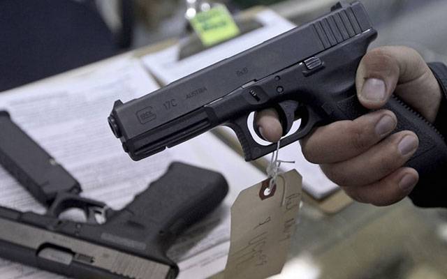 نئے تعلیمی سال کے آغاز سے طلبا کو اسلحہ چلانا سکھانے کا فیصلہ 