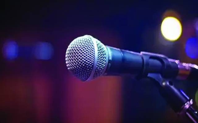 معروف گلوکارہ اور شوہر کا شادی کے 14 ماہ بعد علیحدگی کا فیصلہ