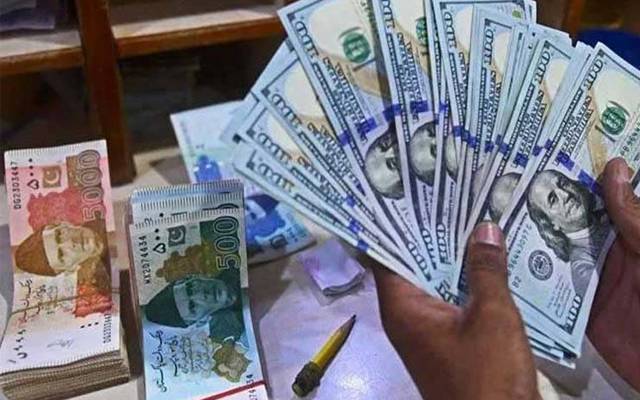 انٹر بینک میں ڈالر سستا ہوگیا 