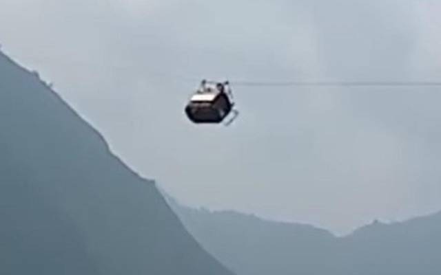 بٹگرام کے شہر میں پھنسی چیئرلفٹ سےمتعلق پولیس کی ابتدائی رپورٹ آگئی