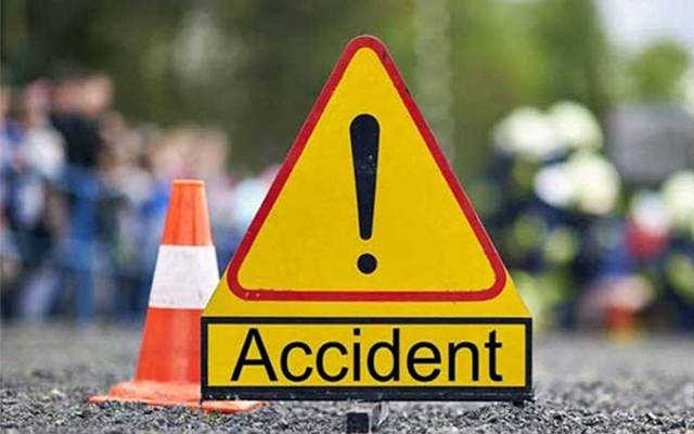 ایف سی کالج انڈر پاس کے قریب ٹریفک حادثہ،1 شخص جاں بحق 