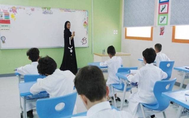 بچوں کی سکول سے غیر حاضری پر والدین کو جیل کی ہوا کھانا پڑے گی، نیا قانون