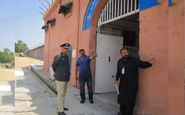 I.G Jails Punjab visits ATTok Jail, Imran Khan, PTI, Chairman PTI, facilities in Pakistani Jails, City42