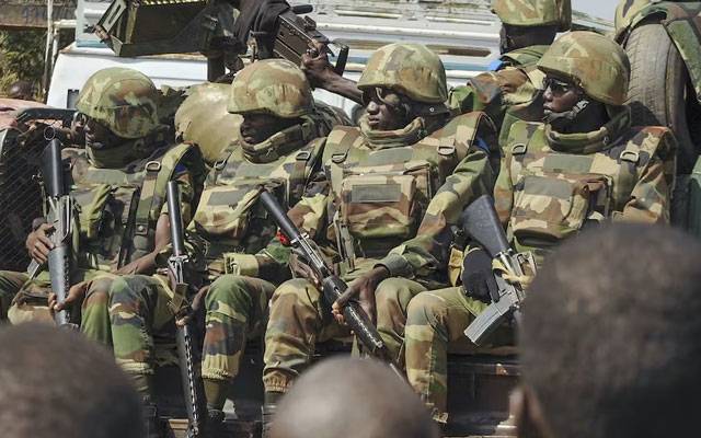گبون میں فوج نے اقتدار پر قبضہ کرلیا، انتخابات معطل 