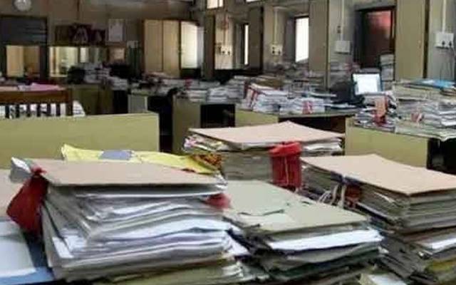 سر کا ری افسران کے تقرورتبادلے