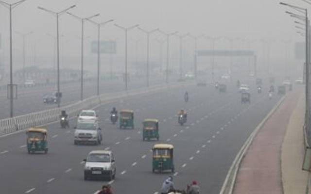  ماحولیاتی آلودگی پر قابو پانے کے لئے ضلعی انتظامیہ لاہور کا کریک ڈاؤن 