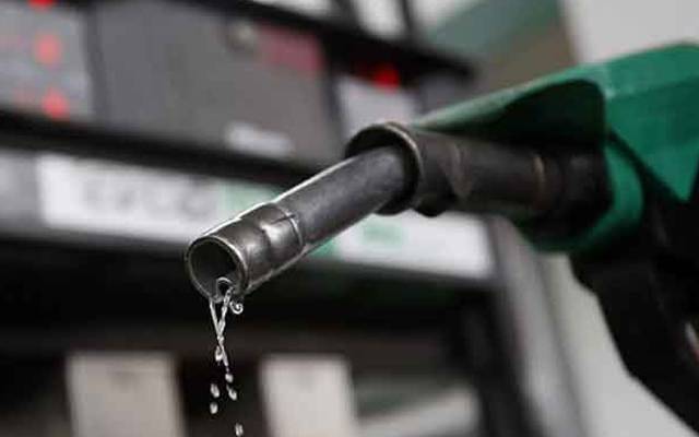 پٹرول کی قیمت میں اضافہ،  شہر کی سڑکوں پر پرانا دور پھر نظر آنے لگا
