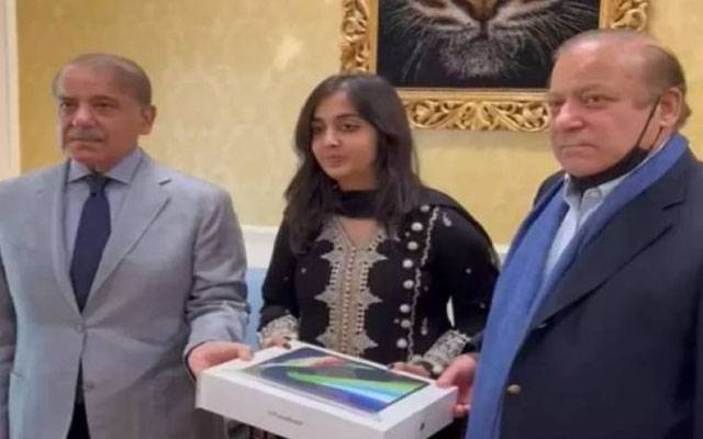عالمی ریکارڈ یافتہ ماہ نور کی نواز شریف اور شہباز شریف سے ملاقات، لیپ ٹاپ کا تحفہ پیش کیا گیا