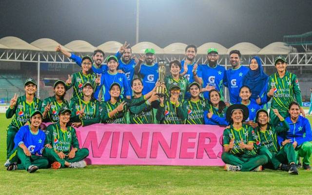 City42, Pakistan women cricket team, South Afriqa Womens' cricket team, Karachi, White wash, Serese 