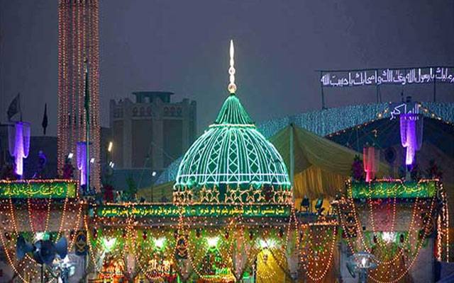  حضرت داتا گنج بخش کے عرس کی تقریبات کا پہلا روز، پاکستان بھر سے لوگوں کی آمد کا سلسلہ جاری