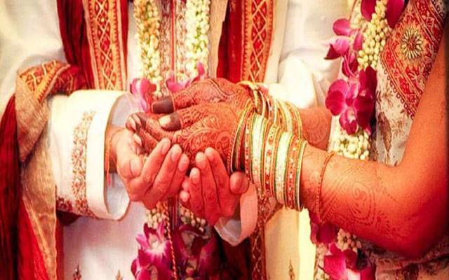 شادی کے موقع پر دلہا فرار ہو گیا،ہونے والے سسر کو دلہن سے شادی کرنا پڑی