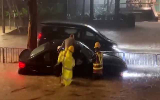 ہانگ کانگ میں بارشوں کا 140 سالہ ریکارڈ ٹوٹ گیا