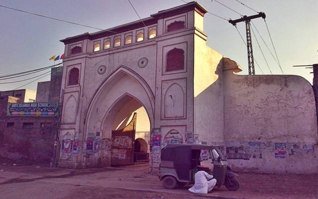 لاہور کے تاریخی دروازوں کی بحالی کے منصوبے پر کام شروع