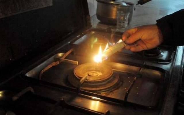  گیس کی عدم دستیابی، گیس نہ آنے پر شدید احتجاج 