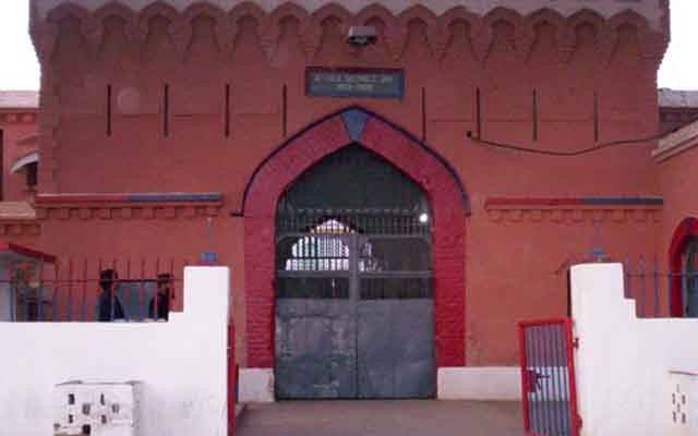 عمران خان کیخلاف سائفر کیس کی سماعت، خصوصی عدالت کل اٹک جیل میں لگانے کا فیصلہ 