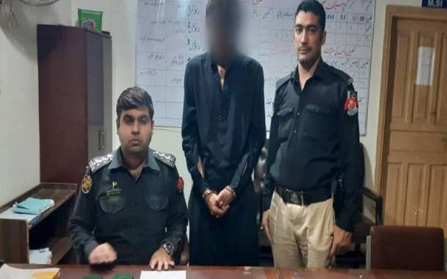 ایکسائز اینٹیلیجنس بیورو کی بڑی کاروائی, بین الاقوامی منشیات سمگلر گرفتار