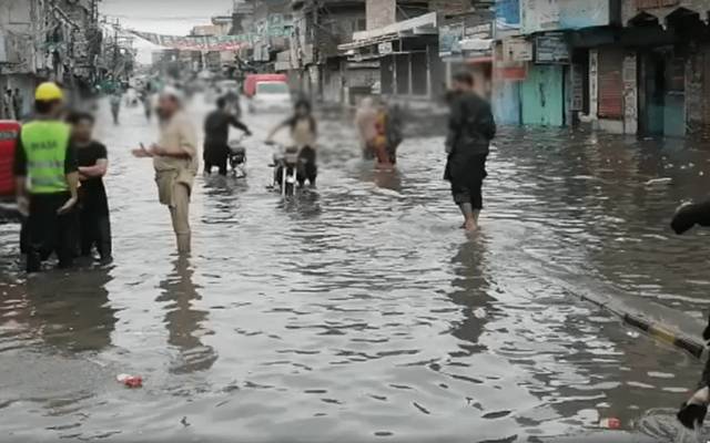 ناقص سیوریج سسٹم ، چو نگی بازار بارش کے پانی میں ڈوب گیا