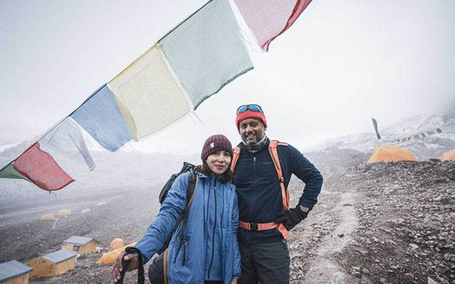 Pakistani, husband-wife duo, summit, world’s eighth-highest peak، Nepal, Mount Manaslu، Lahore, City42