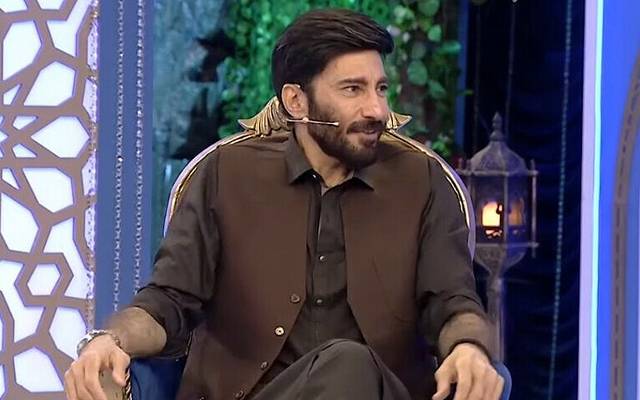 معروف اداکا ر کے سا تھ ڈکیتی ، ڈاکوؤں نےمو بائل فون واپس کر دیئے
