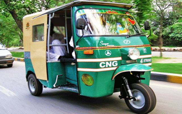 رکشہ ڈرائیور کا گونگے بہرے لڑکے پر تشدد 