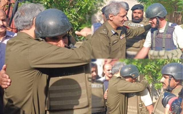  آئی جی پنجاب کا پی ایچ پی چیک پوسٹ کا دورہ، دہشت گردوں کا حملہ ناکام بنانے والےجوانوں کو انعام دیا 