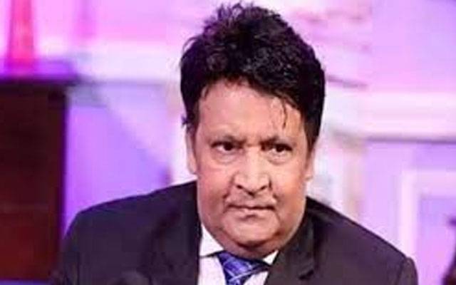 کامیڈی کنگ عمر شریف کو مداحوں سے بچھڑے 2 برس بیت گئے