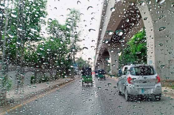 تیز ہوائیں، محکمہ موسمیات نے گرج چمک کے ساتھ بارش کی پیشگوئی کردی