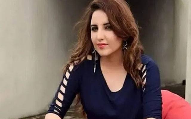  بھارتی کرکٹ بورڈ نےپاکستانی ٹیم پرکالاجادوکرایا،حریم شاہ کا دعویٰ
