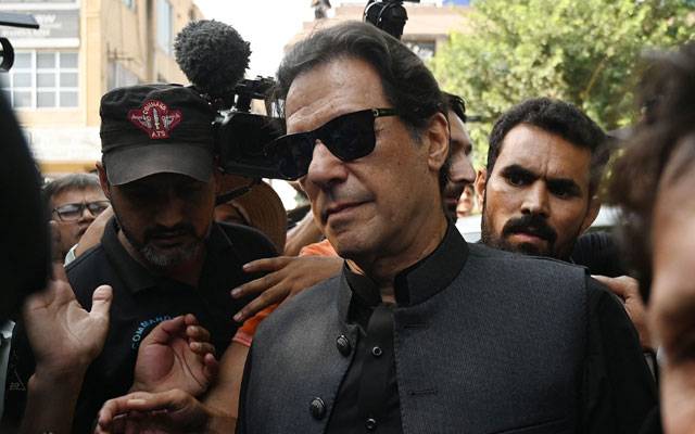 عمران خان کو بیٹوں سے فون پر بات کی اجازت مل گئی