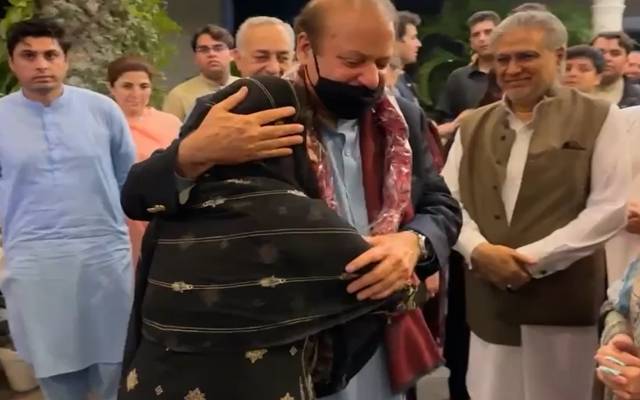  نواز شریف کی اپنے گھر واپسی, خاندان کے تمام افراد اور بچوں نے استقبال کیا 