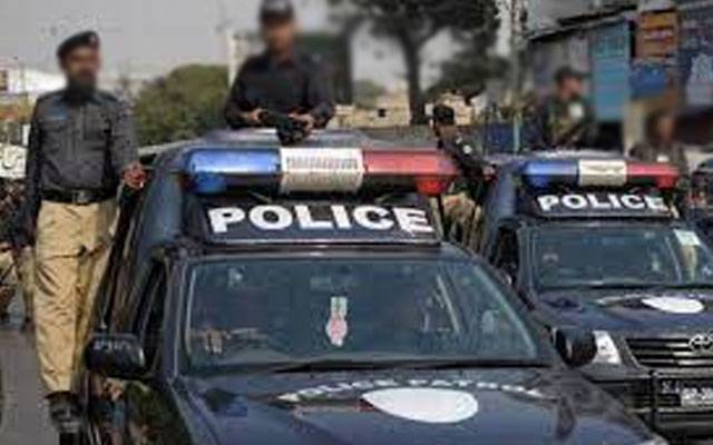 ایرانی تیل  اور نان کسٹم گاڑیوں کی اسمگلنگ میں ملوث 19پولیس اہلکار معطل 