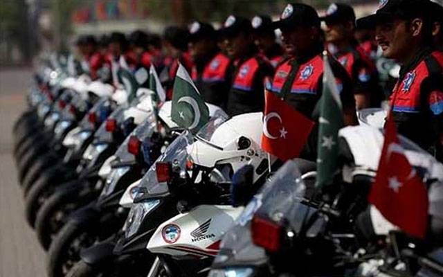 ڈولفن پولیس کی پٹرولنگ بند، ہیوی بائیکس کیلئے سرکاری پٹرول نہ مل سکا