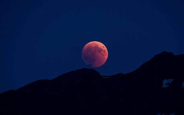 رواں سال کا آخری چاند گرہن 28 اکتوبر کو ہوگا