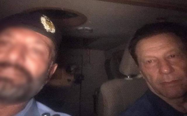 عمران خان کی گرفتاری کے بعد پہلی تصویر 