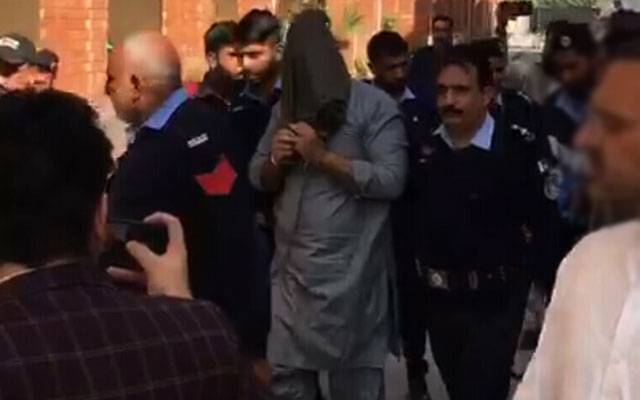  عدالت نے فواد چوہدری دو روزہ ریمانڈ پر پولیس کے حوالے کردیا 