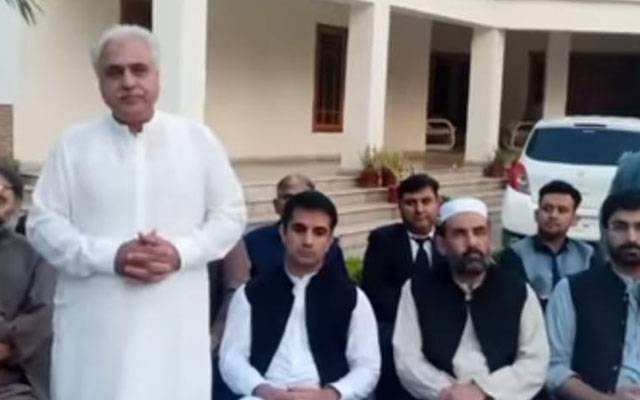  نوشہرہ؛ سابق ایم این اے میاں مظفر شاہ کا ساتھیوں سمیت تحریک انصاف میں شمولیت کا اعلان 