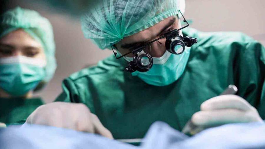 معروف سوشل میڈیا انفلوئنسر پلاسٹک سرجری کے دوران انتقال کرگئیں