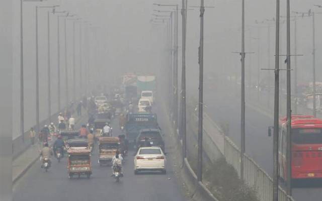  ٹھنڈی ہوائیں چلنے سے موسم خوشگوار ، لاہور فضائی آلودگی کے اعتبار سےسر فہرست